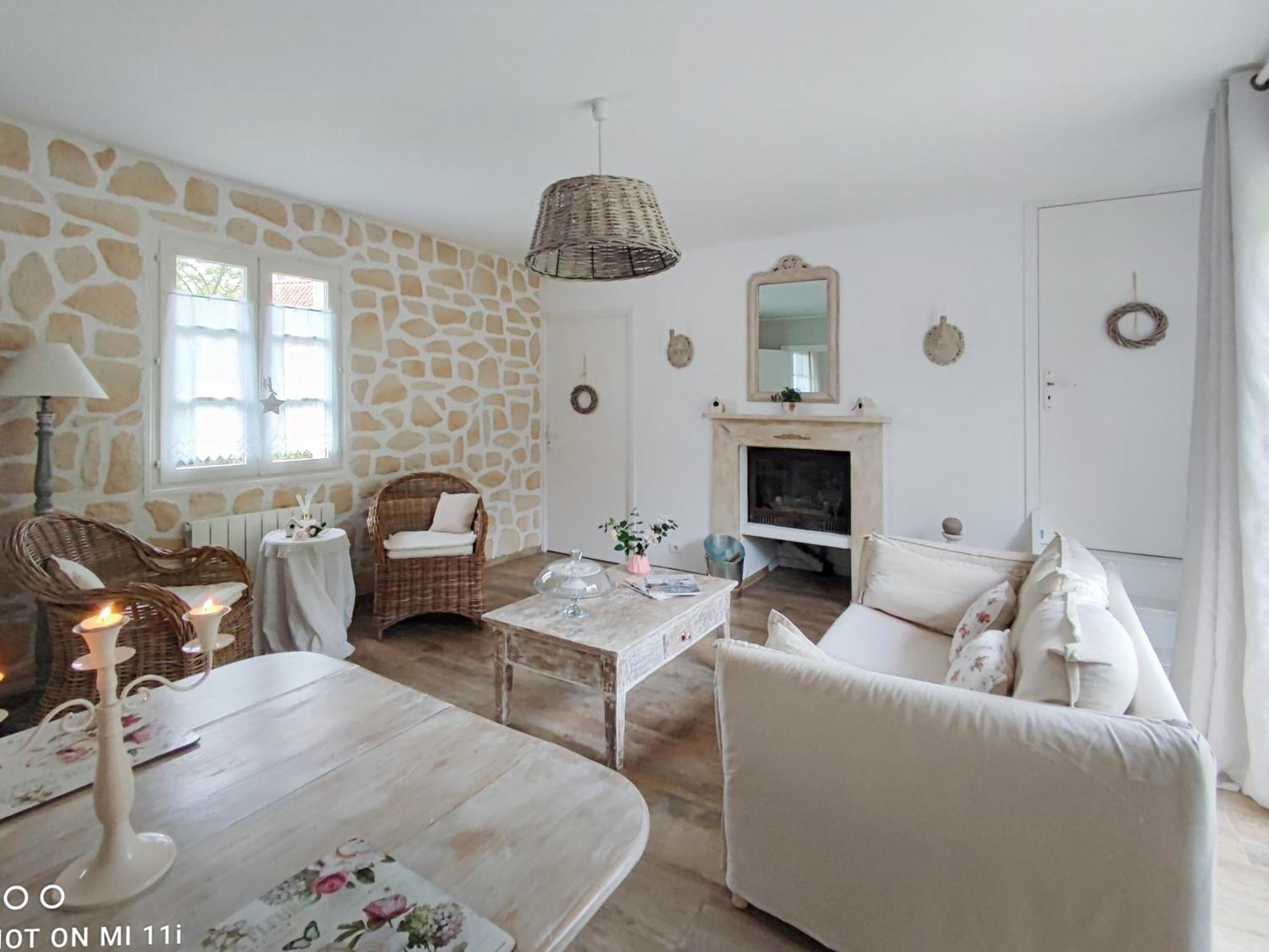 Le Clos De La Rose Bien Etre Holiday home *